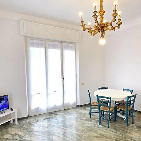 Pilloa Apartament *