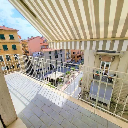 Pilloa Apartament La Spezia