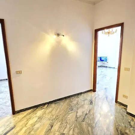 Pilloa * لا سبيتسْيا